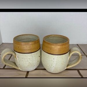 Set of 2 Studio Hand Crafted Art Pottery Mugs pre-owned